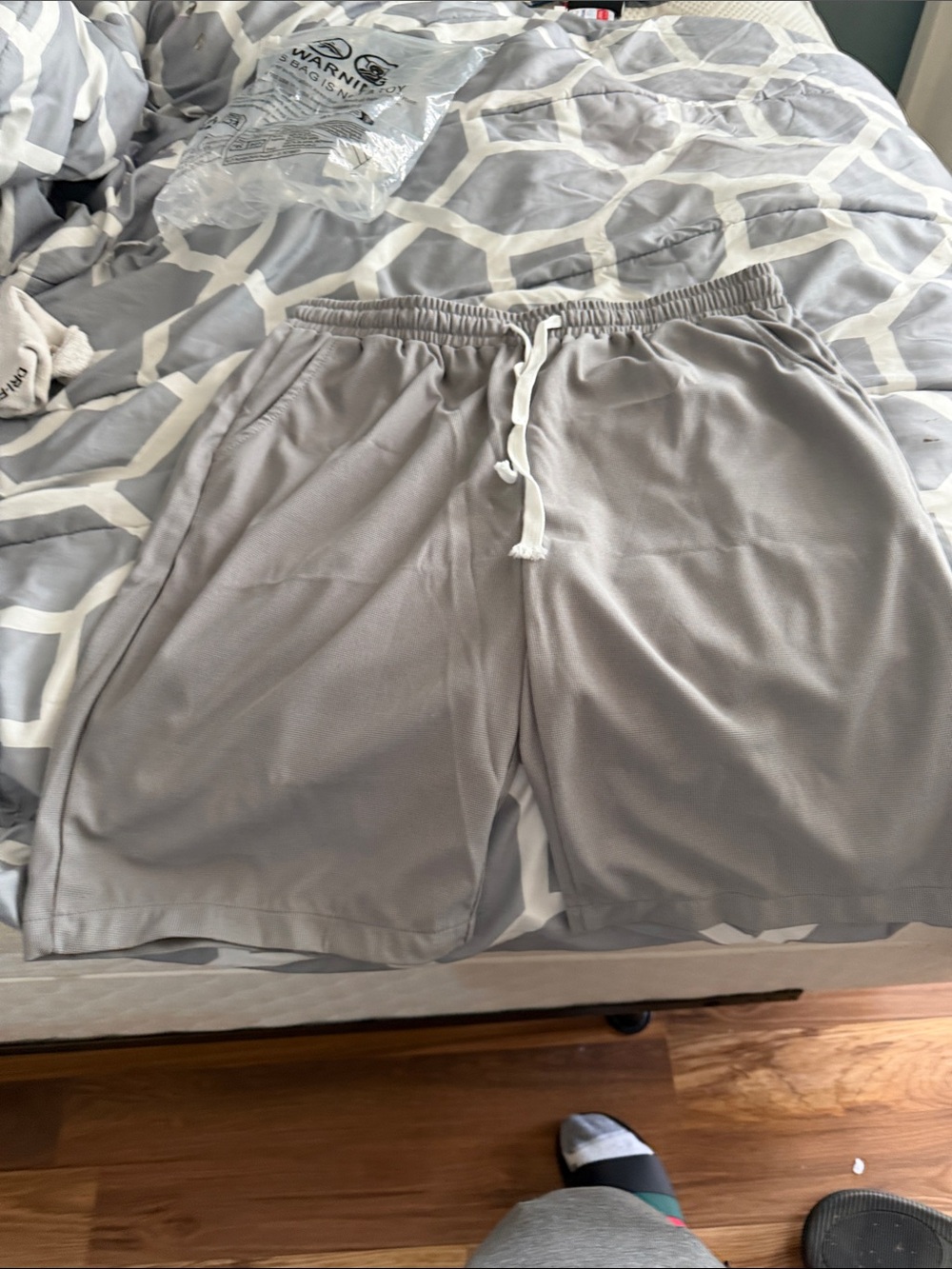 Men's Athletic Performance Shorts in Light Gray with Drawstring